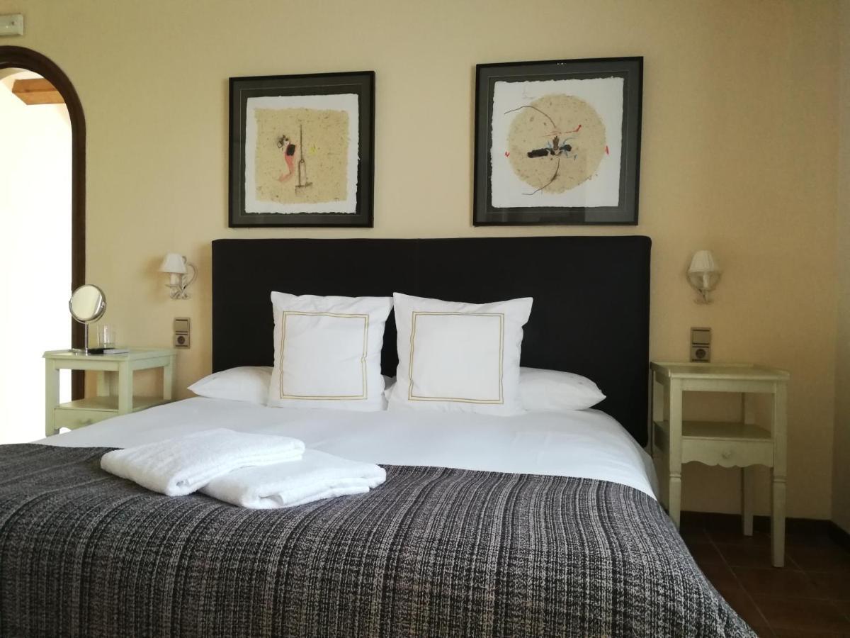 Hotel Rural Cal Ruget Vilobi Del Penedes Exterior foto